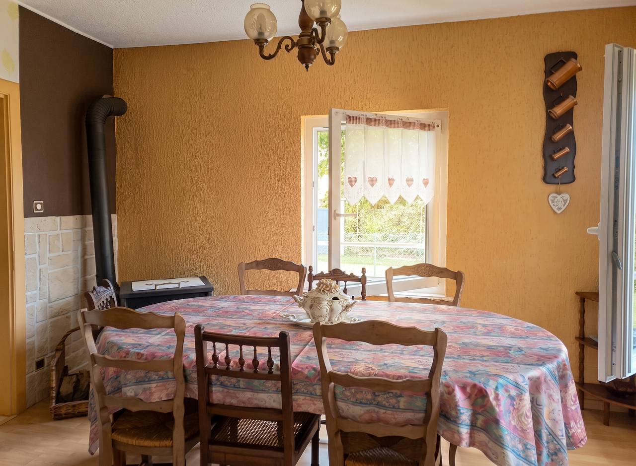 Maison de charme à Rougegoutte avec jardin et barbecue in Sainte-Famille, Parc naturel régional des Ballons des Vosges