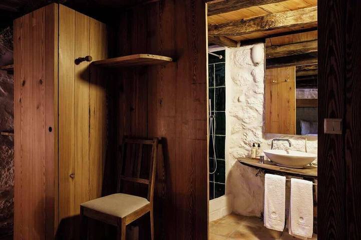 Location de vacances pour 2 personnes, avec piscine et jardin dans Cabeceiras de Basto - 2