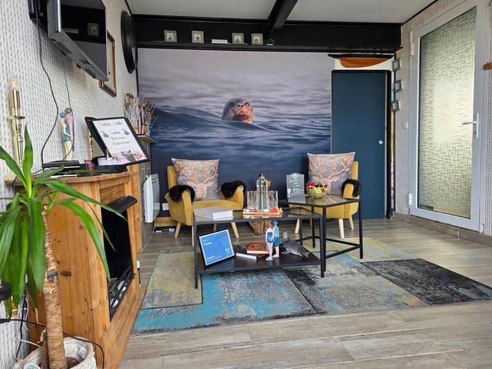 Chambre d’hôte pour 4 personnes, avec jacuzzi ainsi que sauna et terrasse