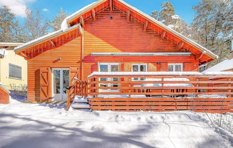 Gîte pour 6 personnes, avec jardin et vue, animaux acceptés dans Station du Grand Puy - 4