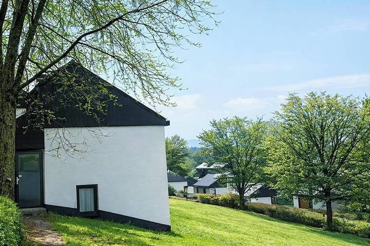 Ferienhaus für 4 Personen, mit Pool und Garten, mit Haustier - 1