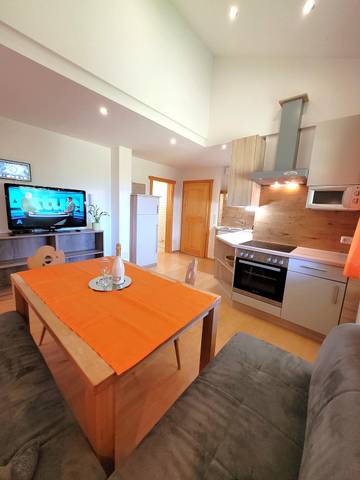 Ferienhaus für 4 Personen, mit Garten und Ausblick in Virgen