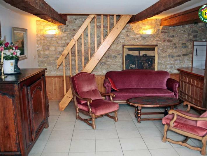 Cozy Countryside Cottage, 3km from Sea, Dog-Friendly, WiFi, BBQ, Garden, Near Opal Coast Nature Park in Beuvrequen, Boulogne-sur-Mer region
