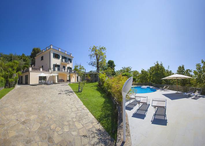 Chalet para 13 personas, con jardín - 1