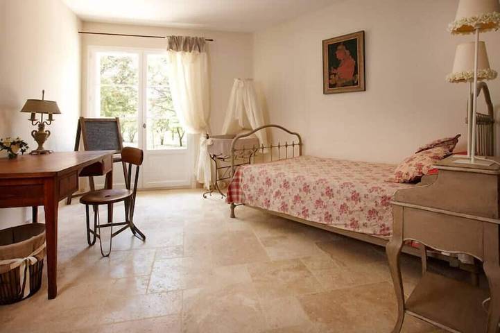 Location de vacances pour 11 personnes, avec jardin, animaux acceptés à Visan - 4