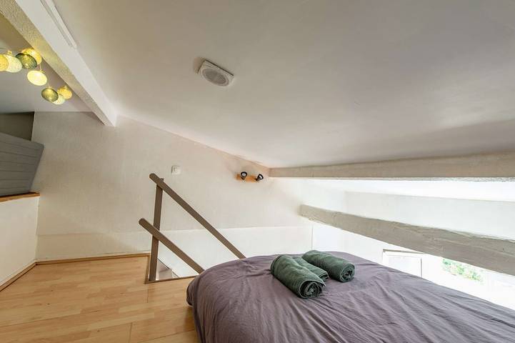 Appartement entier, Vrbo Property in Versailles, Yvelines