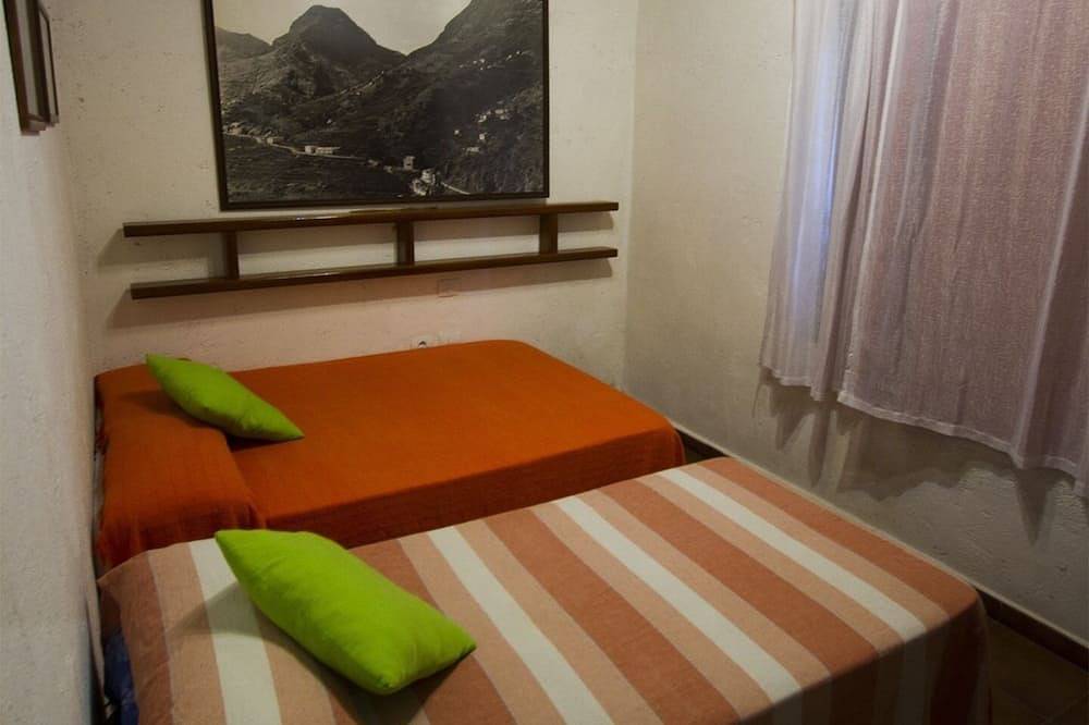Sofia-Double ou Twin-Cottage-Sdb privée avec douche-Vue mer in El Tabaibal, Hermigua