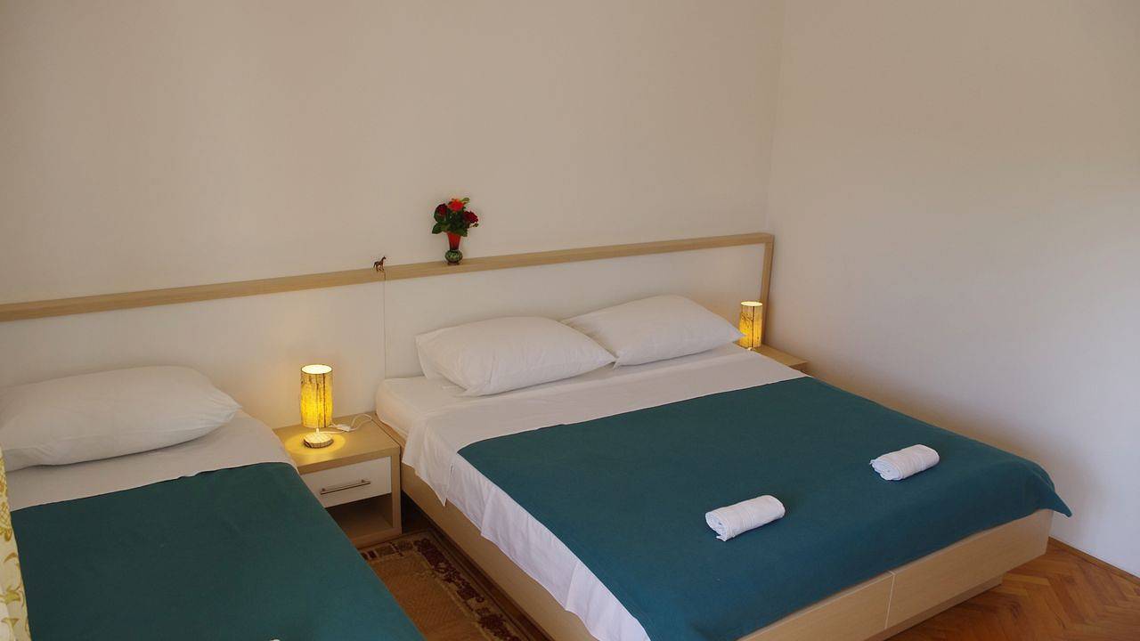 Ganze Ferienwohnung, Ferienwohnung für 10 Personen (90 m²) in Vlašići in Vlasici, Pag