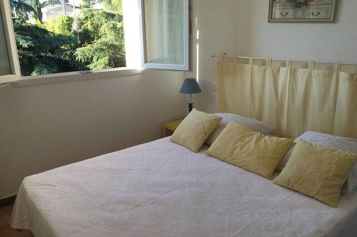 Villa pour 4 personnes, avec terrasse ainsi que jardin et piscine à Bormes-les-Mimosas - 4