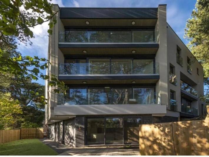 Holiday rental for 6 people, with Balcony and Terrace as well as View in Sandbanks