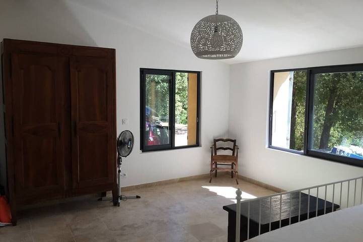 Location de vacances pour 10 personnes, avec jardin et terrasse dans Lac de Saint-Cassien - 3