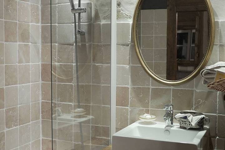 Château pour 15 personnes, avec jacuzzi dans l' Ain - 4