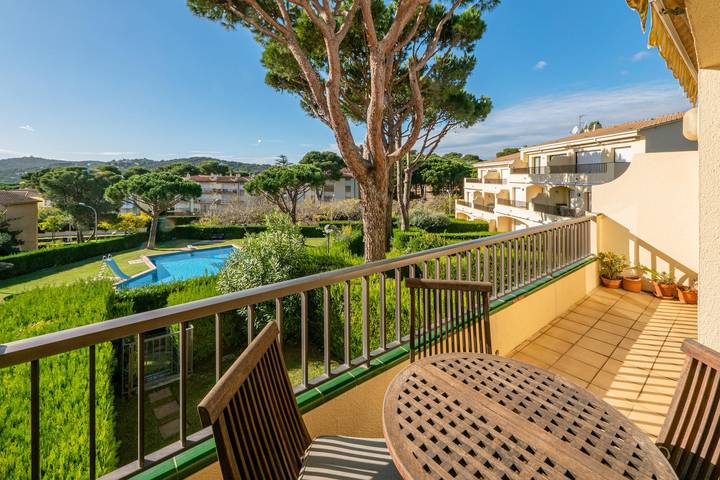 Apartamento entero, Aq-7 Bonita vista al mar y piscina comunitaria in Calella de Palafrugell, Palafrugell