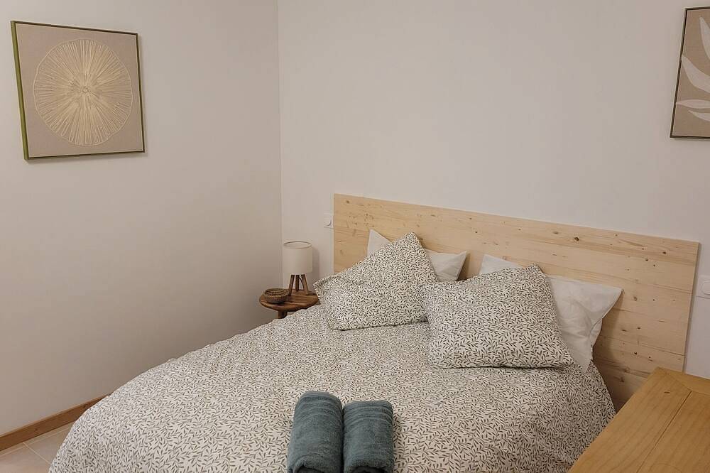 Maison neuve et spacieuse idéale pour vacances ou w-end en famille ou entre amis in Huos, Haute-Garonne