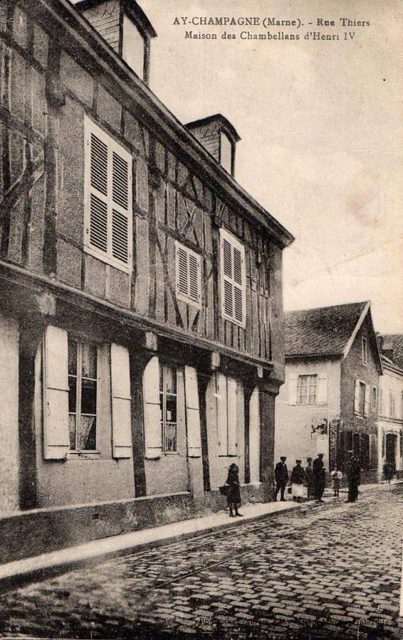 Chambre d’hôte pour 2 personnes, avec balcon à Ay (Marne) - 2