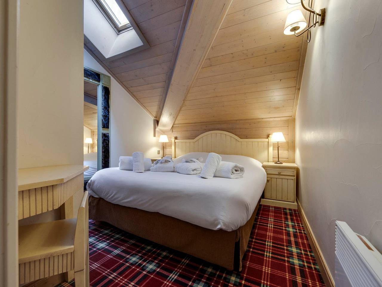 Geheel appartement, Arc 1950 - 2-Bedroom Apt, Ski-In/Out, For 4 Adults + 2 Kids in Arc 1950, Bourg-Saint-Maurice