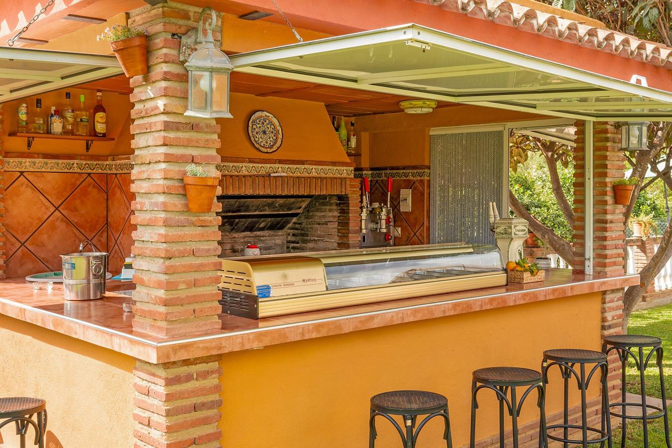 Casa de vacaciones 'Casa Hermanos Ruiz' con vistas a la montaña, Wi-Fi y aire acondicionado in Mijas, Costa del Sol