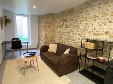 Gîte pour 2 personnes, avec terrasse à Bourg-en-Bresse