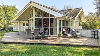 Ferienhaus für 6 Personen, mit Garten und Sauna sowie Whirlpool in der Lübecker Bucht