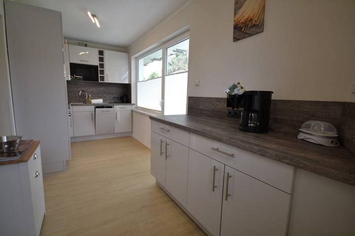 Ferienwohnung für 7 Personen, mit Balkon/Terrasse und Terrasse sowie Garten in Grömitz