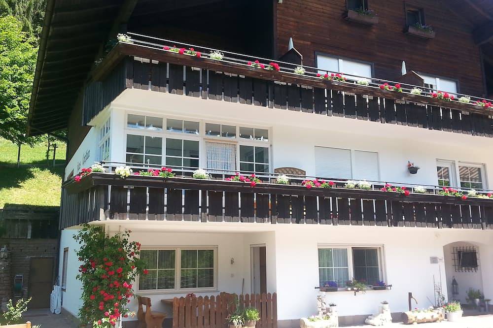 Ganze Wohnung, Gardensuite Appartement Latemar in Karersee, Welschnofen