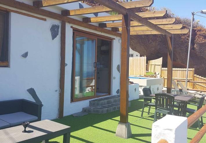 Casa de vacaciones para 3 personas, con terraza y jardín además de vistas y piscina en Tenerife - 2