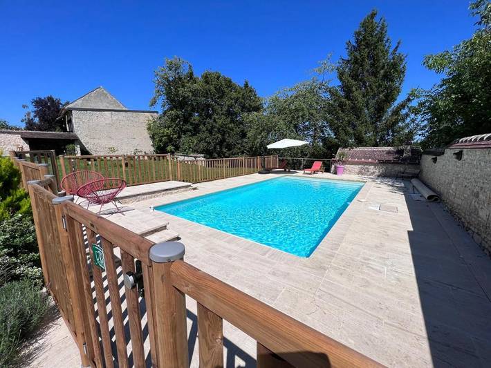 Cottage pour 12 personnes, avec piscine ainsi que vue et jardin dans Villemaréchal