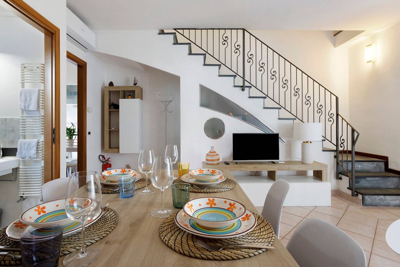Holiday Home 'Villino Flora' with Wi-Fi and Air Conditioning in Viareggio, Maremma Kysten