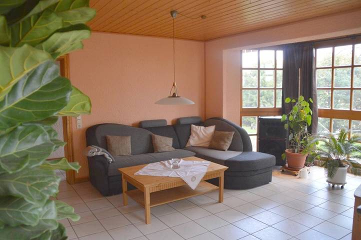 Ferienwohnung für 4 Personen, mit Terrasse und Garten in Korbach