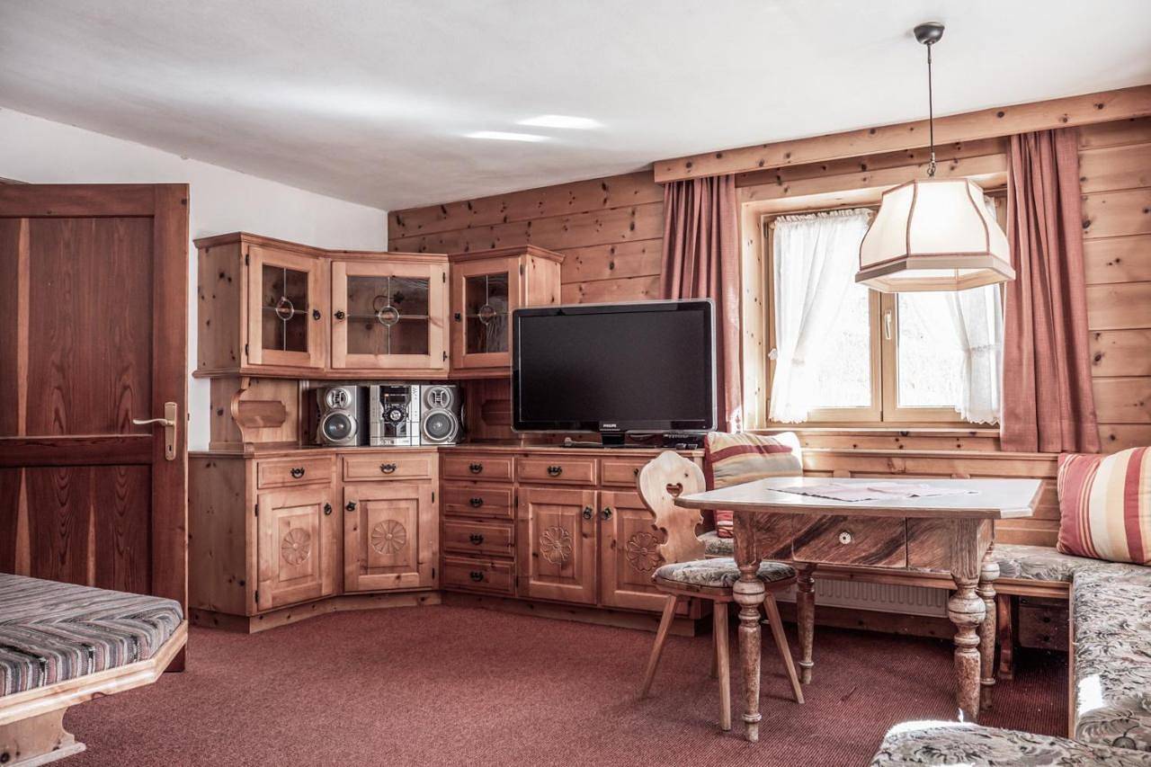 Seven-Bedroom House in Holzgau, Allgäuer Alpen (Österreich)