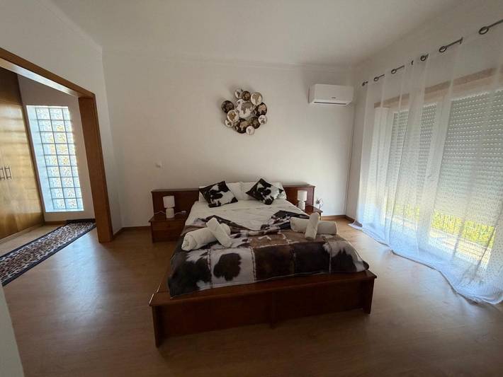 Casa rural para 10 personas, con Balcón y Jardín en Alcobaça