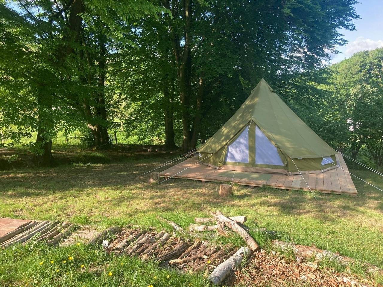Mobil home pour 5 personnes avec jardin in Bad Honnef, Arrondissement de Rhin-Sieg