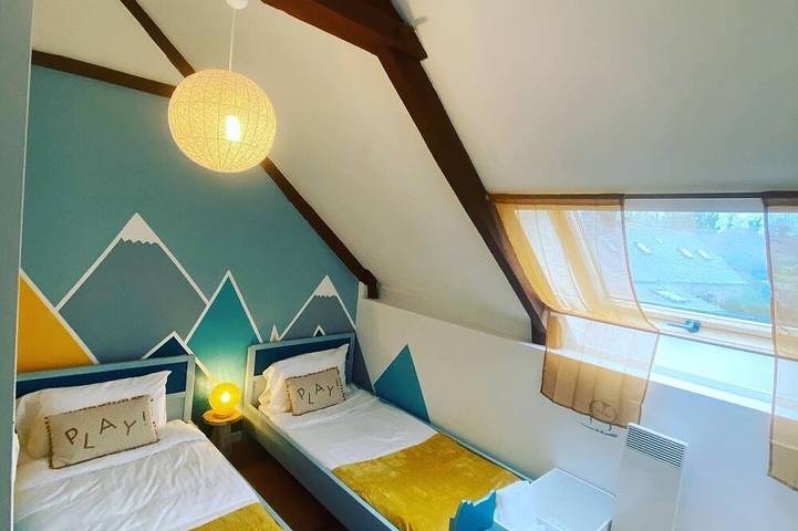 Gîte pour 6 personnes, avec terrasse et piscine, animaux acceptés à Hénansal - 4