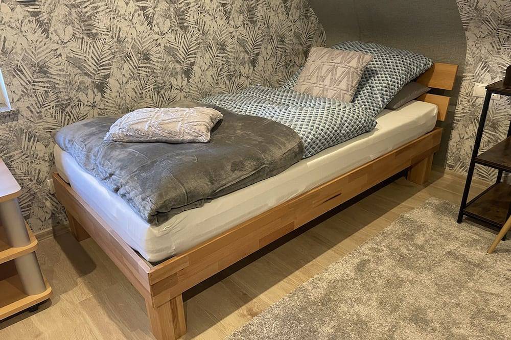 Ganze Wohnung, Racing Apartment am Puls der Grünen Hölle in Kelberg, Vulkaneifel