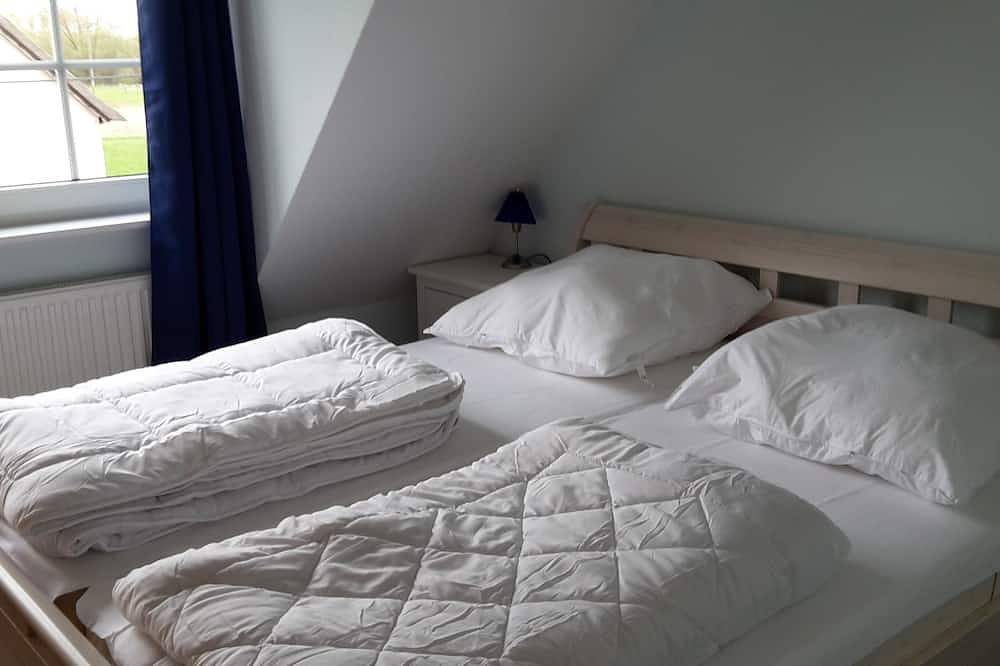 Ganze Wohnung, Am Pool und Strand bei jedem Wetter zwischen Lübeck-Travemünde und Boltenhagen. in Barendorf, Dassow