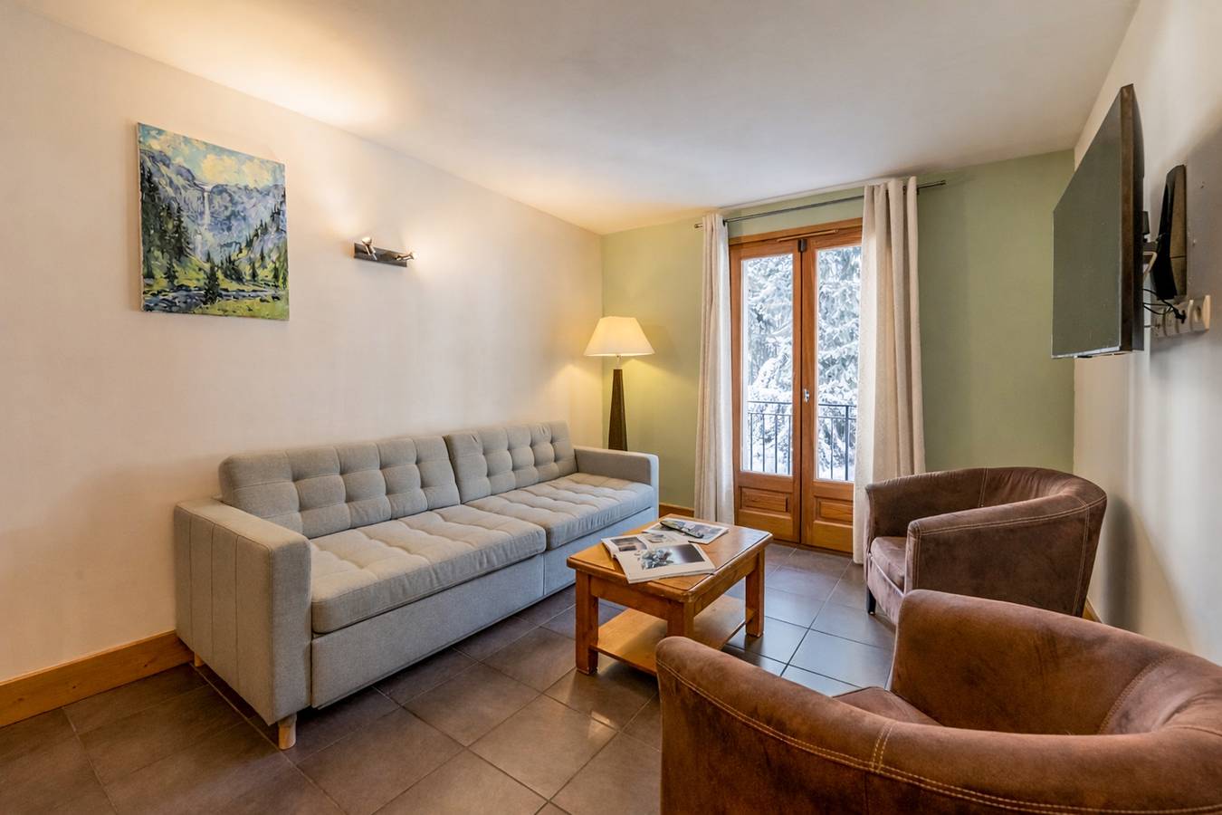 Entire apartment, V Balme 12: Beside Ski Lift; Pool, Sauna & Gym in Vallorcine, Bonneville region