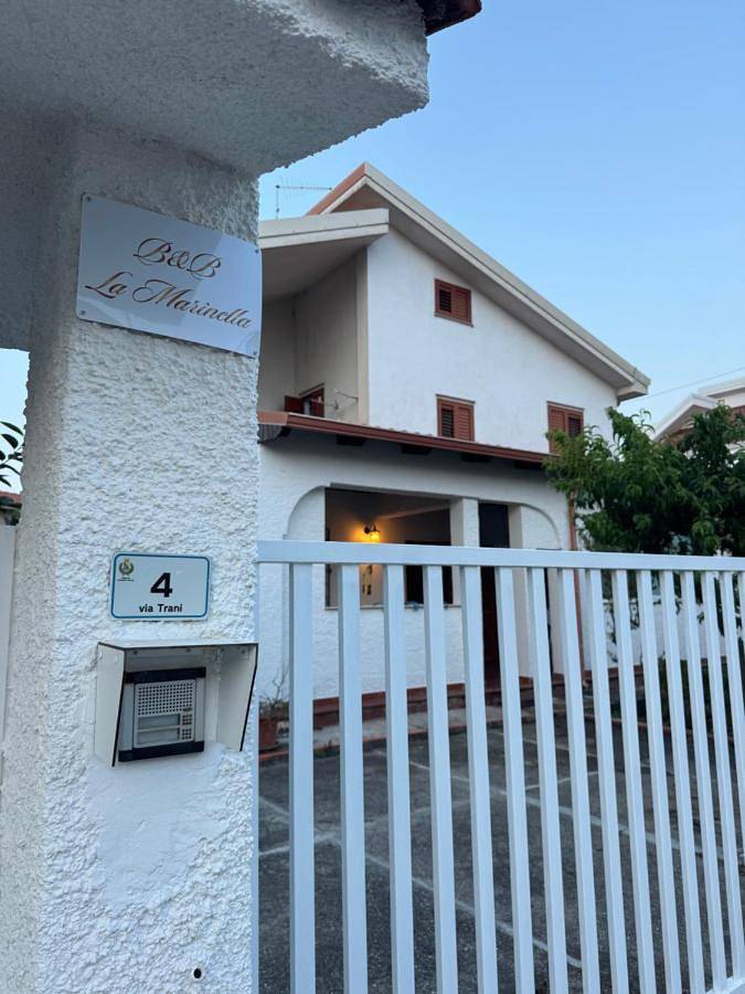 Casa vacanza per 3 persone, con terrazza e giardino a Lamezia Terme