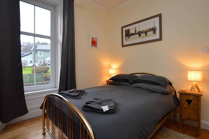 Ganze Wohnung, Secret Coast Getaway -  Seaview apartment that sleeps 6 guests  in 3 bedrooms in Tighnabruaich, Argyll & Bute