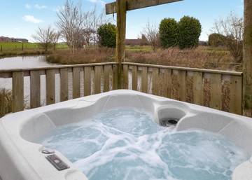 Log Cabin for 2 People in Downham (Cambridgeshire), Cambridgeshire, Photo 2