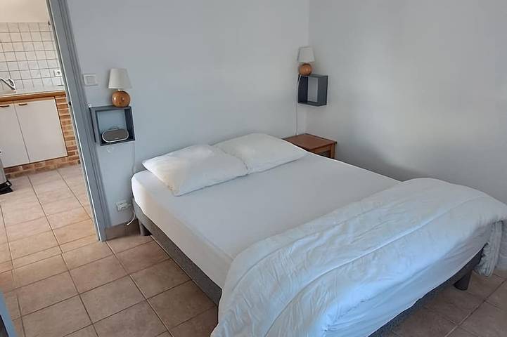 Maison mitoyenne, indépendante, à 100 m de la plage de la Rémigeasse in La Remigeasse, Dolus-d'Oléron