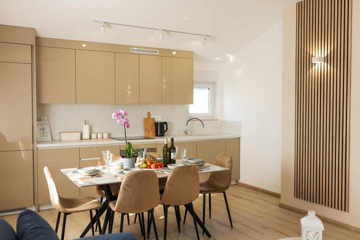 Appartement de vacances pour 6 personnes, avec balcon et vue