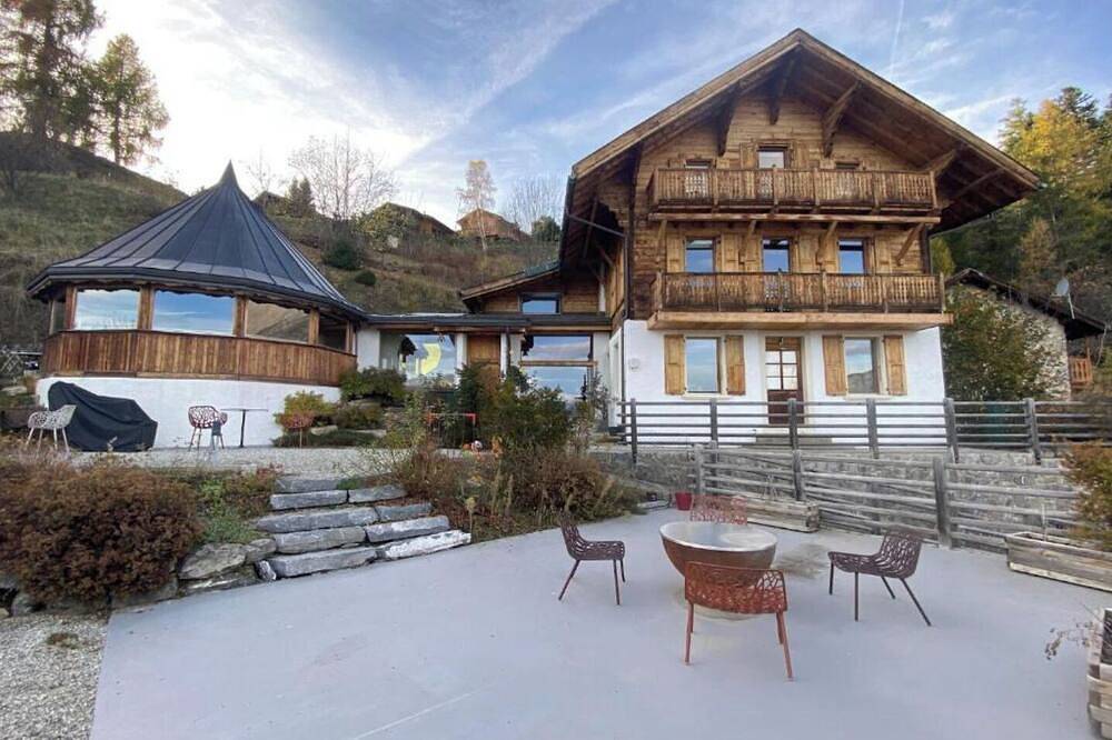 Chalet sleeps 12 - exceptional view - close to the slopes and thermal baths in Ovronnaz, Chamoson