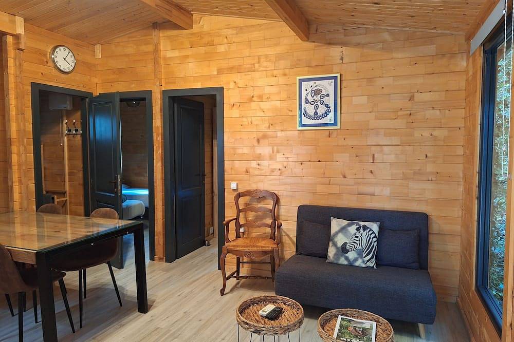 La Cabane Dans Un Cadre Idyllique Au Coeur De La Nature in Châteauneuf-sur-Isère, Région de Valence