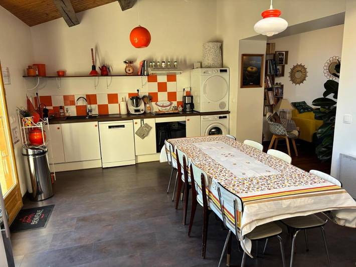 Location de vacances pour 8 personnes, avec jardin et vue, adapté aux familles à Sainte-Gemme-la-Plaine - 4