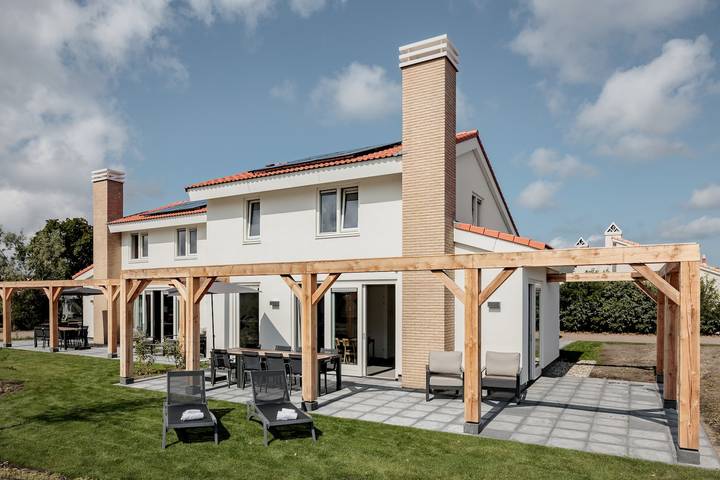 Vakantiehuis voor 8 personen, with Balkon/Terras and Terras as well as Tuin in Noordwijkerhout