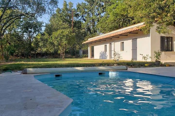 Apartamento de vacaciones para 2 personas, con piscina y jardín - 1