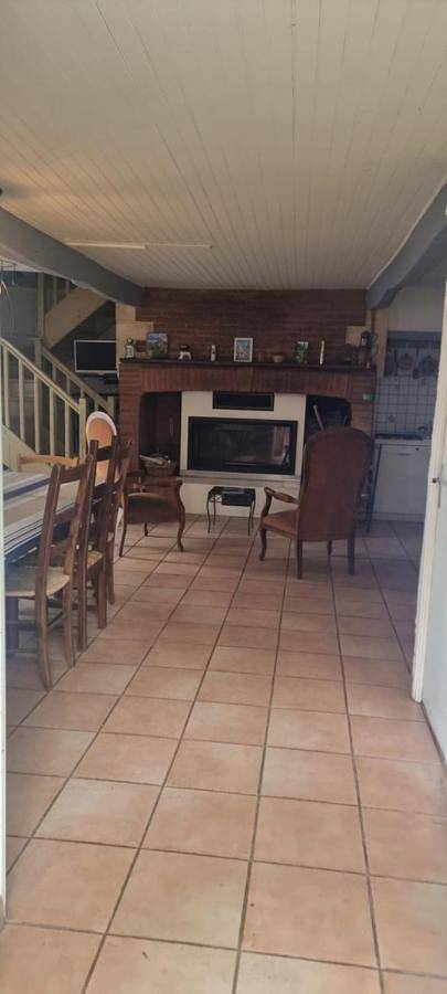 Location de vacances pour 6 personnes, avec terrasse et vue à Ercé - 4