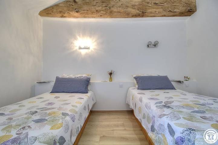 Location de vacances pour 12 personnes, avec jardin à Saint-Bénigne - 3