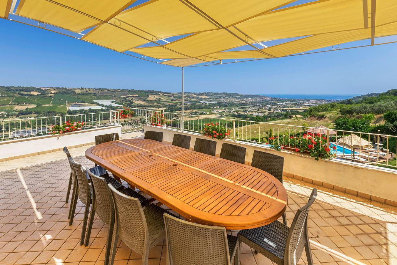 Villa für 12 Personen mit Pool in Campofilone, Fermo Provinz