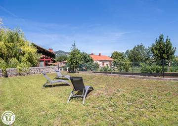 Gîte pour 6 Personnes dans Mareugheol, Région de Besse-et-Saint-Anastaise, Photo 1